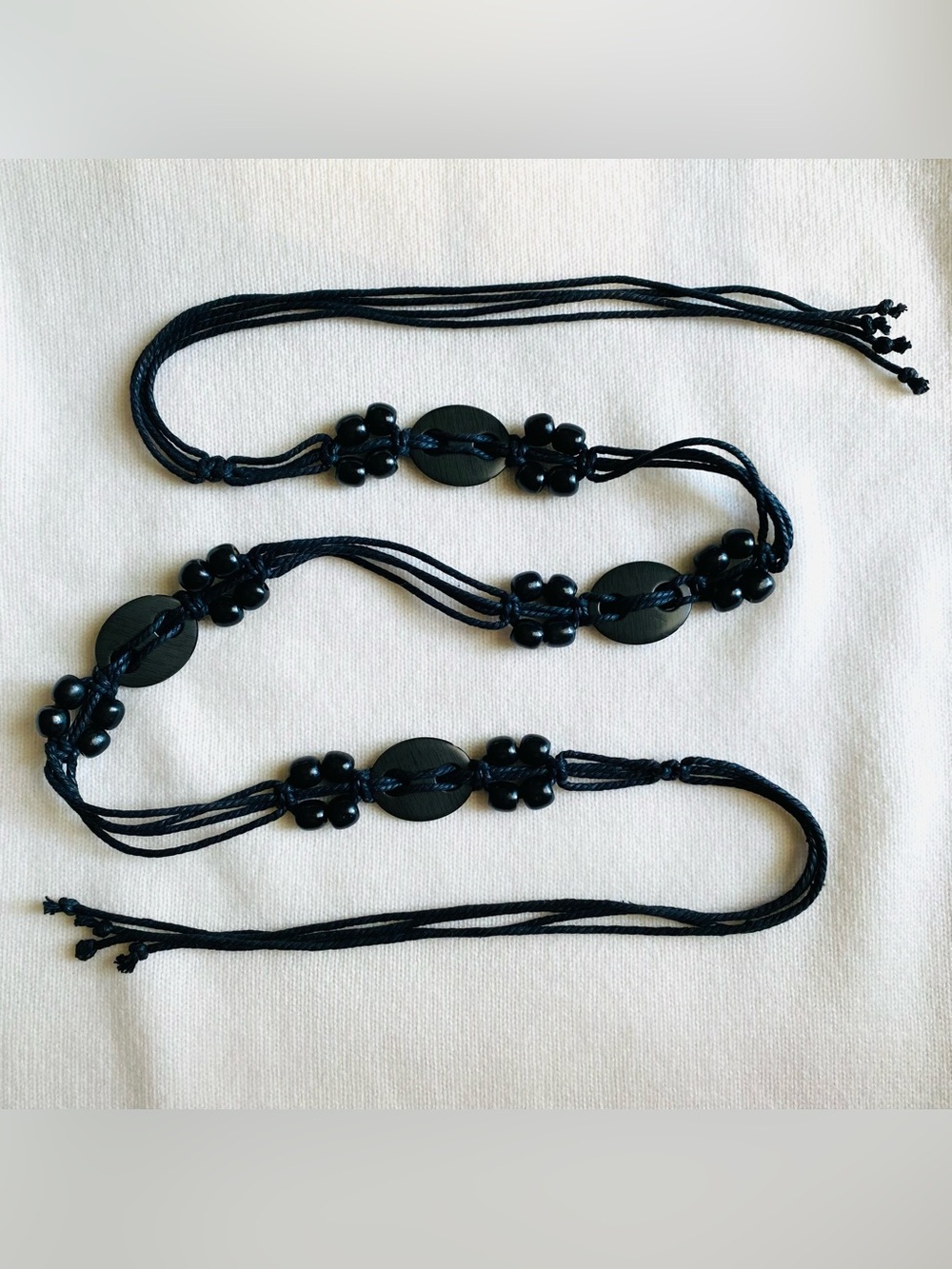 BLACK MACRAMÉ BEADED ROPE BELT with TASSEL FRINGE One Size - Picture 3 of 5